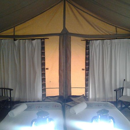 Maili Saba Camp Villa Nakuru Kamer foto