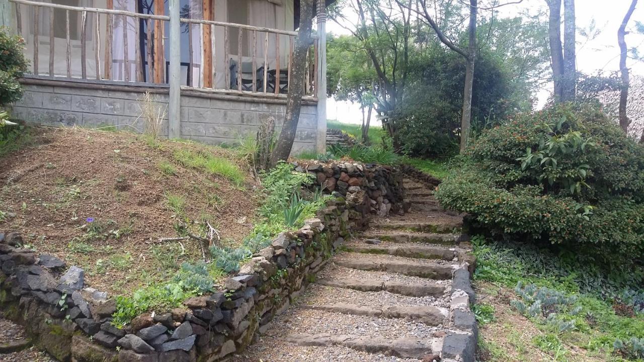 Maili Saba Camp Villa Nakuru Buitenkant foto