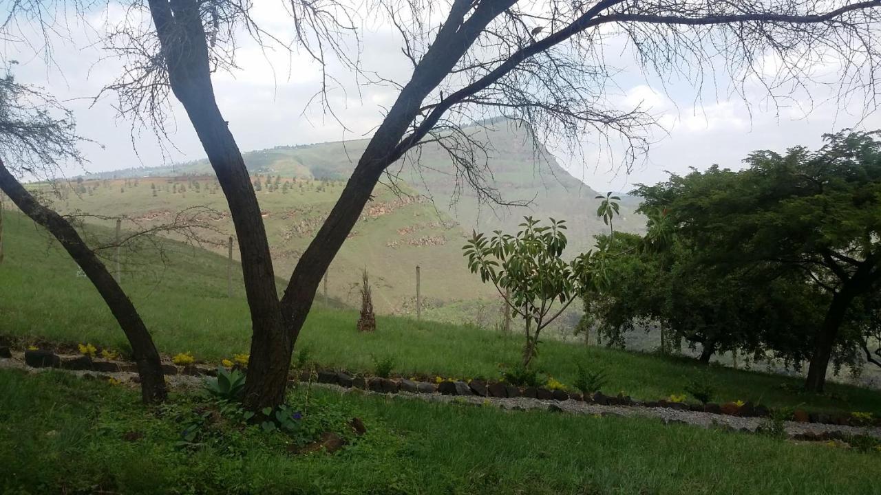 Maili Saba Camp Villa Nakuru Buitenkant foto