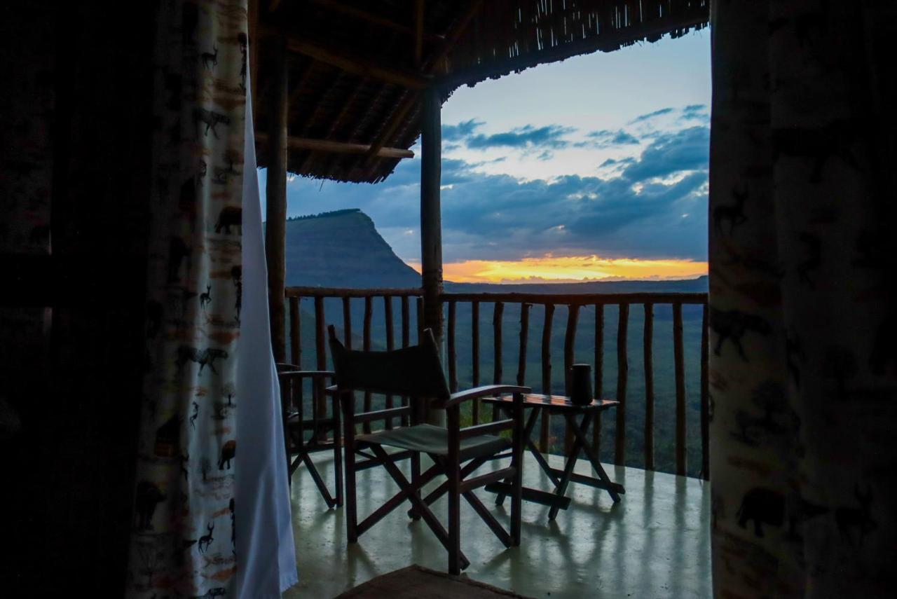 Maili Saba Camp Villa Nakuru Buitenkant foto
