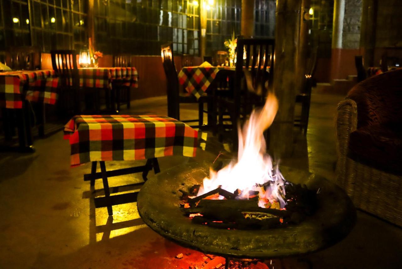 Maili Saba Camp Villa Nakuru Buitenkant foto