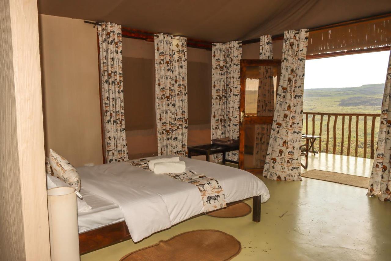 Maili Saba Camp Villa Nakuru Buitenkant foto