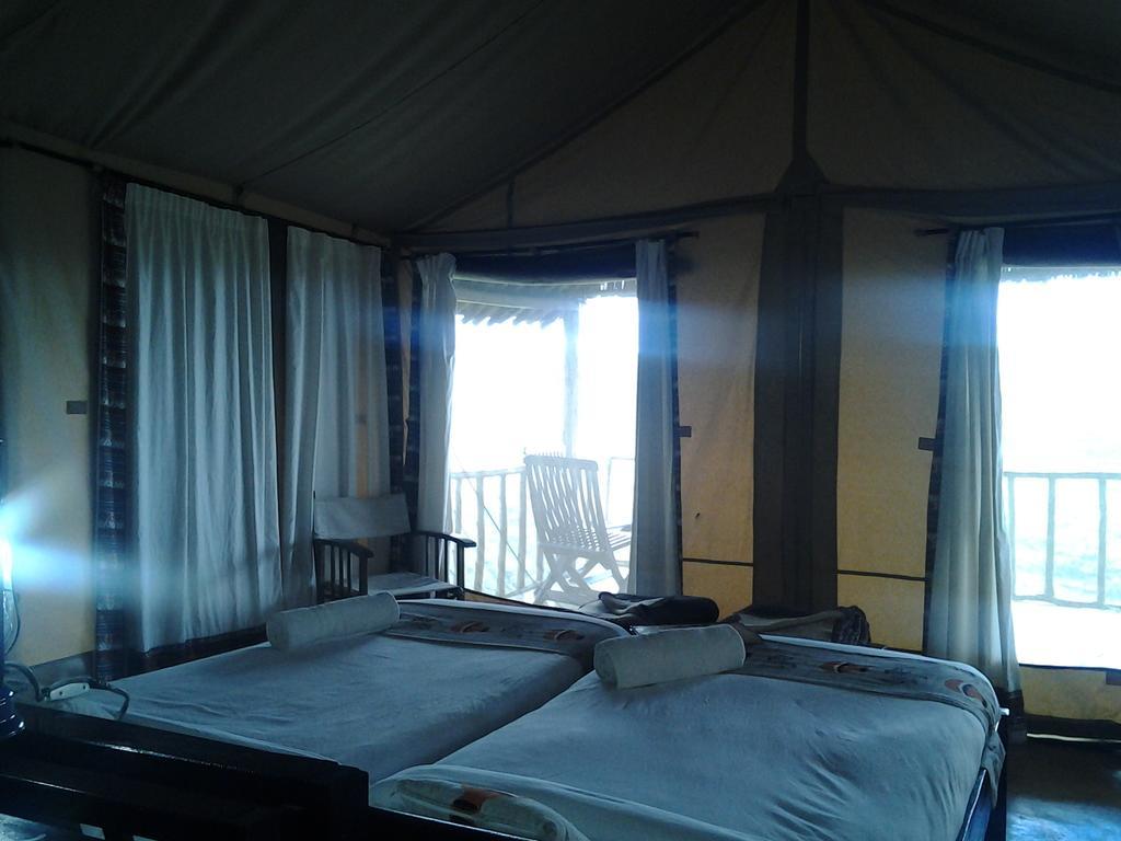 Maili Saba Camp Villa Nakuru Kamer foto
